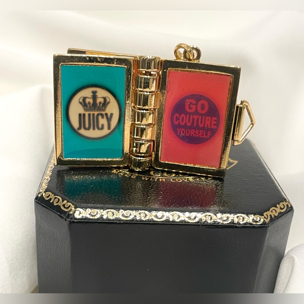 NWT Vintage Juicy Gold Spiral Flip Look Book Magazine Charm 2006 Y2K Collectible - Picture 6 of 10